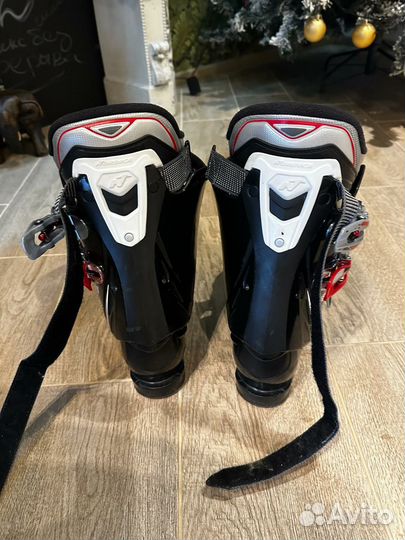 Горнолыжные ботинки 26.5