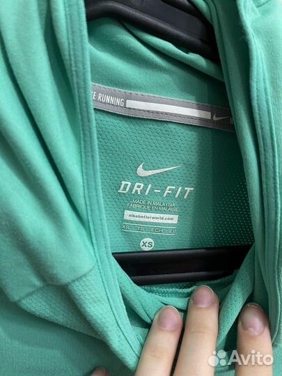 Лонгслив nike