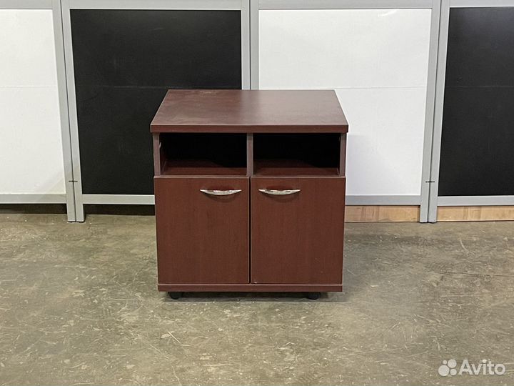 Тумба на колесиках (60х52х51см), бу