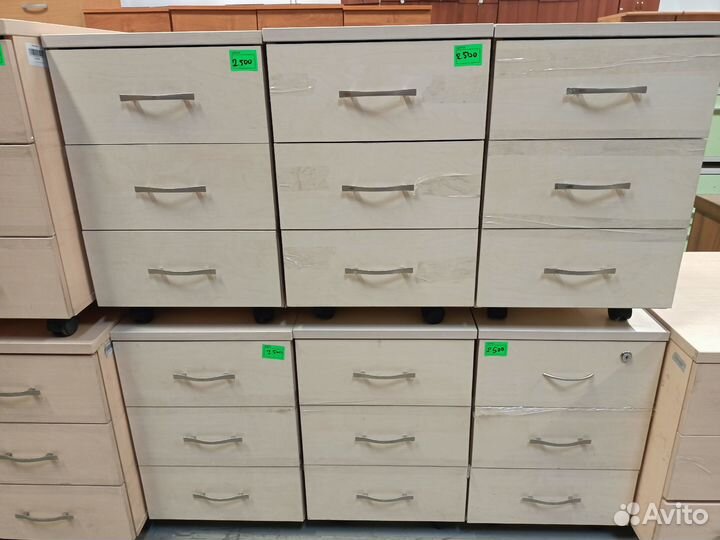 Тумбы подкатные, как новые, Б.У