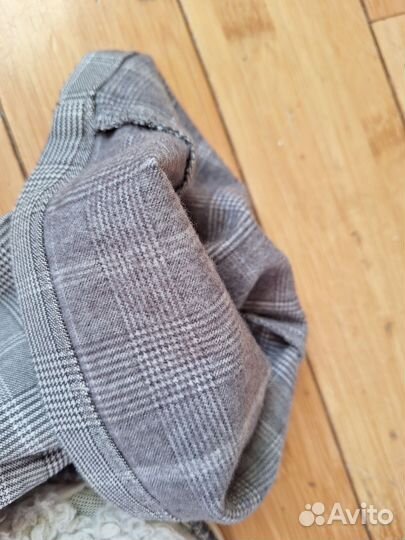 Демисезонные брюки на девочку 9-10лет