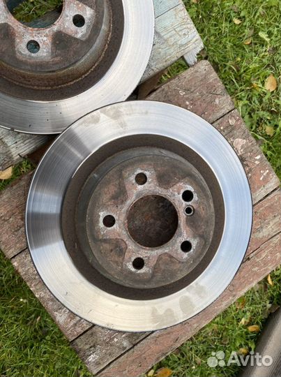 Мерседес W221 задные тормозные диски