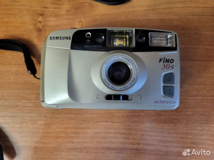 Плёночный фотоаппарат Samsung Fino 30s