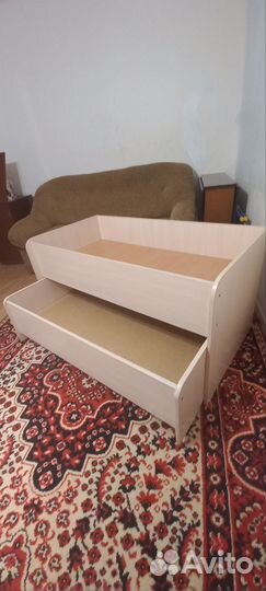 Детская двухярусная выдвижная кровать