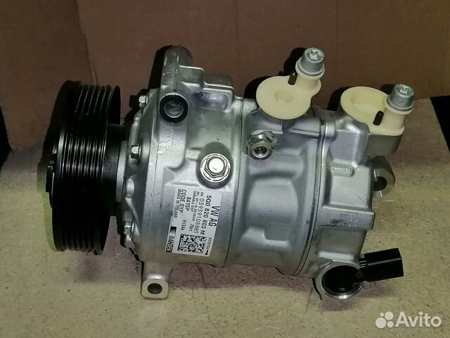 Компрессор кондиционера 5Q0820803M Octavia