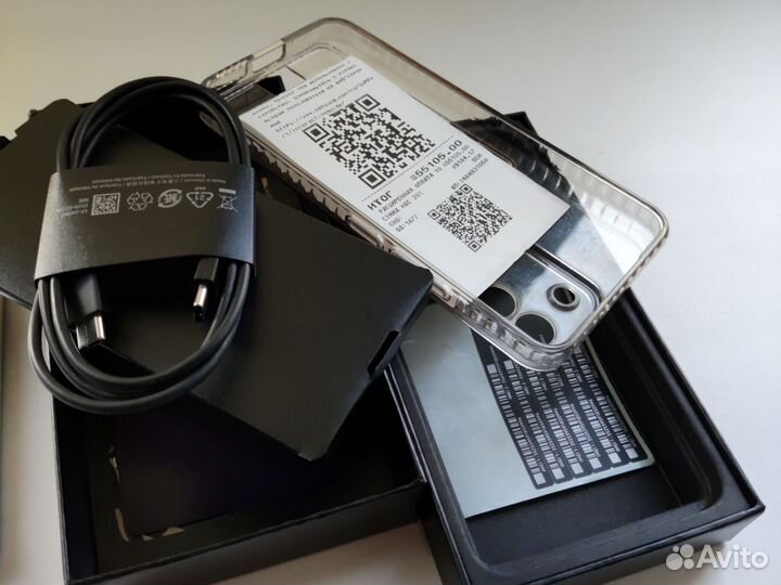 Samsung Galaxy S22, 8/128 ГБ