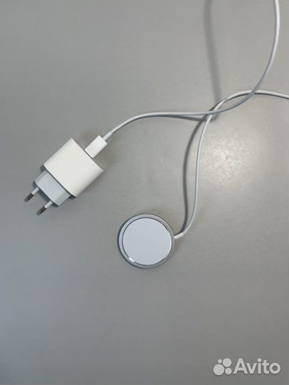 Беспроводное зарядное устройство