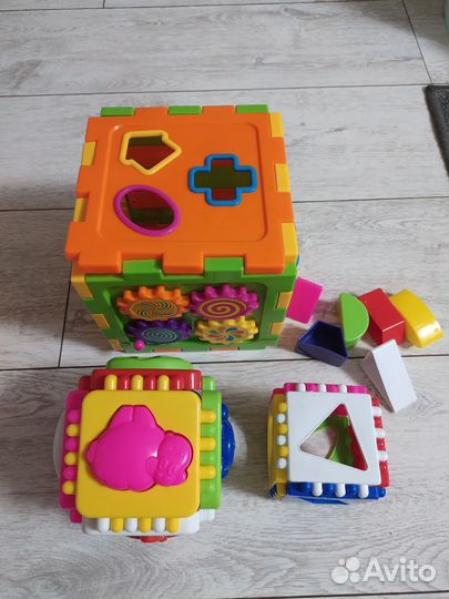 Кубик сортер, пирамидка, музыкальные игрушки