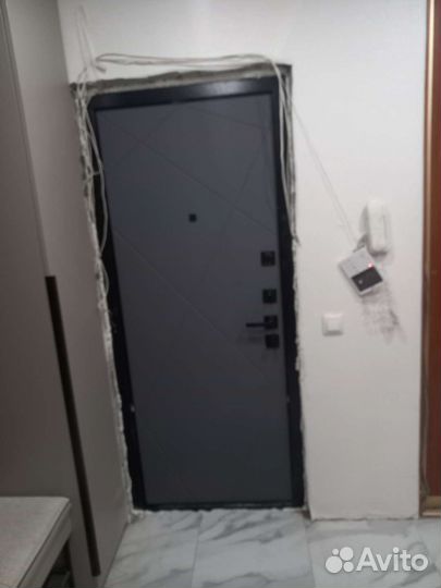 Дверь входная металлическая