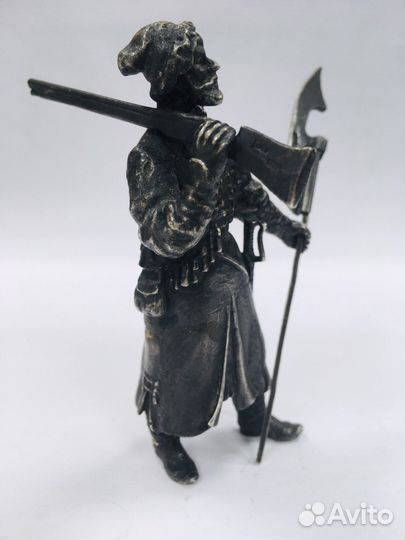 Коллекционная Серебряная статуэтка воина 925 пробы