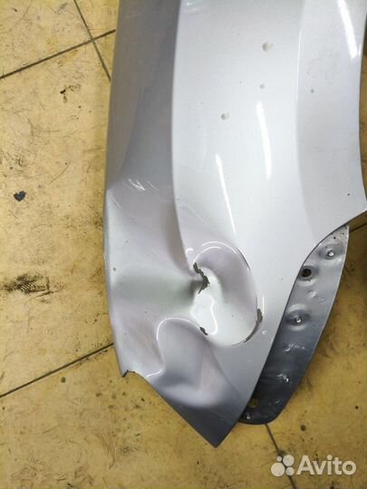 Крыло переднее левое Renault Duster 2010