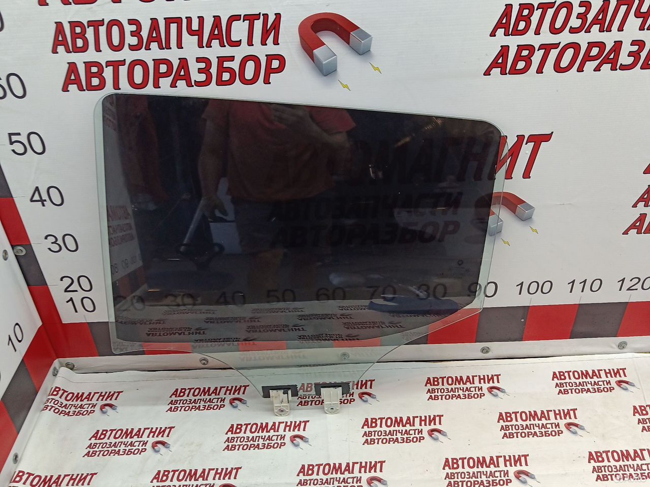 Стекло заднее левое Great Wall Poer King Kong