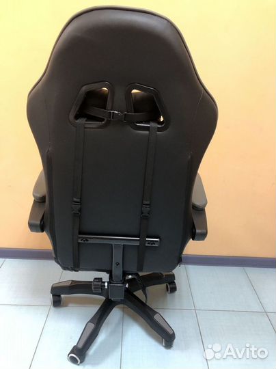 Компьютерное кресло Boss с функцией массажа