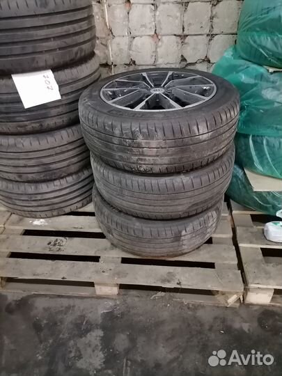 Колеса на Toyota Camry r17 зимние