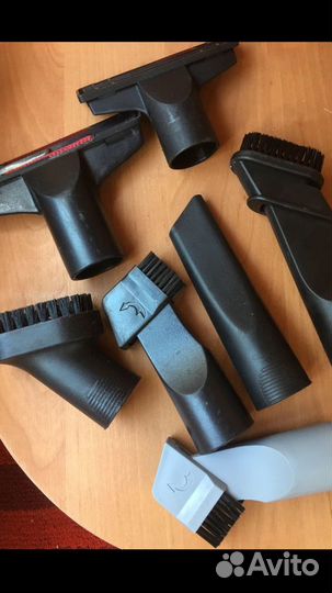 Щетки, трубы,фильтр на пылесос