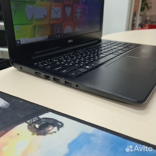 Ноутбук15.6 FullHD Ryzen 5/8GB/256GB+500GB/Vega 8