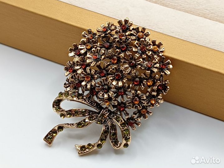 Брошь букет цветов в винтажном стиле