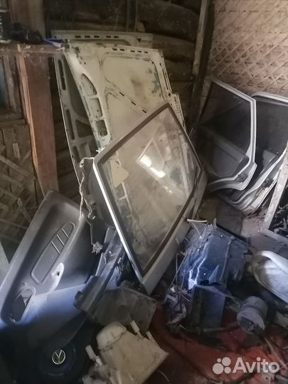 Продам по запчастям документы движок невплохом сос