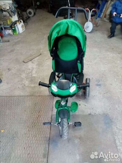 Трехколесный велосипед