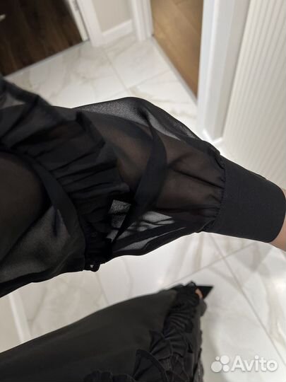 Черное платье миди Mango