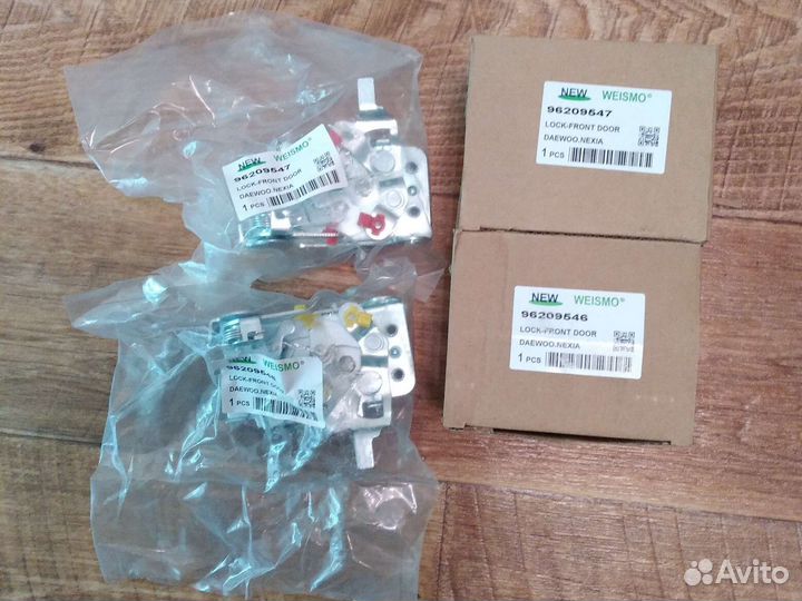 Нексия внутренний замок