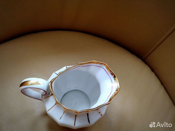 Молочник, фарфор