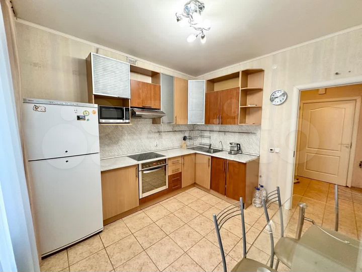 2-к. квартира, 56,3 м², 13/21 эт.