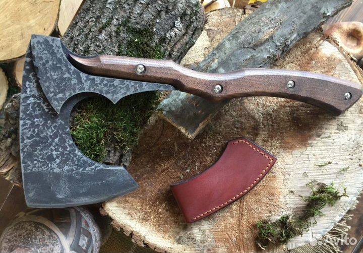 Цельнометаллический топор ручной ковки