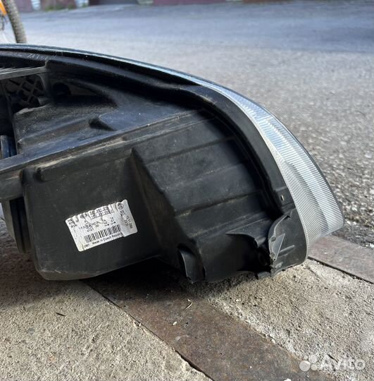 Фара skoda fabia 2