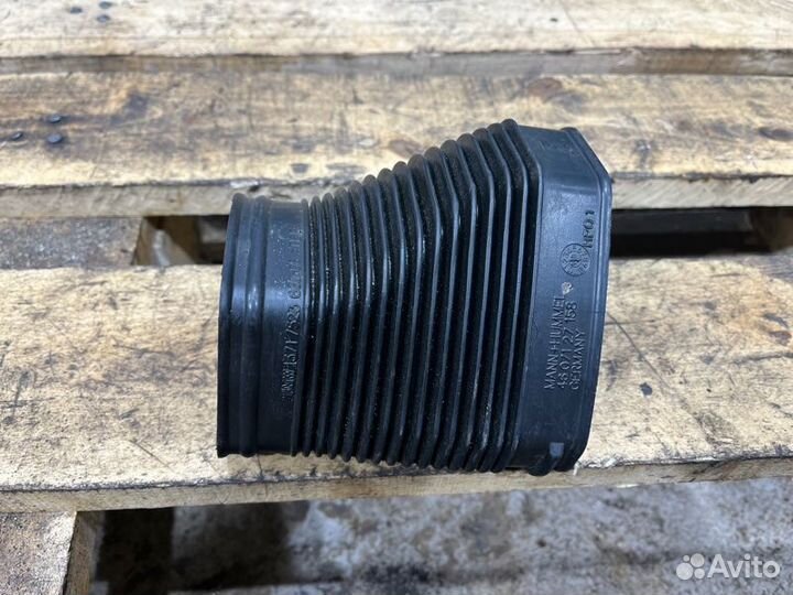 Патрубок впускной системы Bmw 1 E87 N46B20 2004