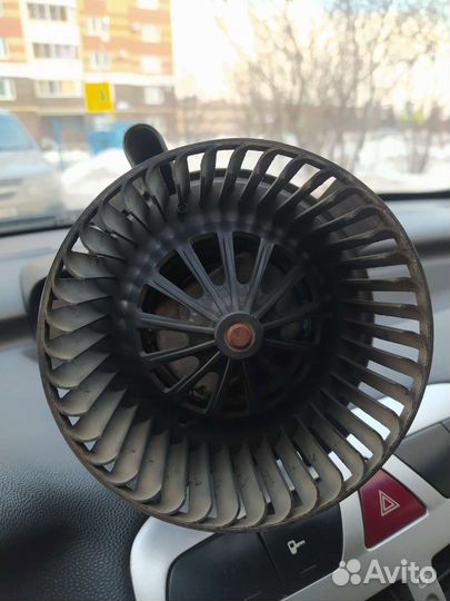 Печка салона Пежо/Ситроен (в сборе с вентилятором)