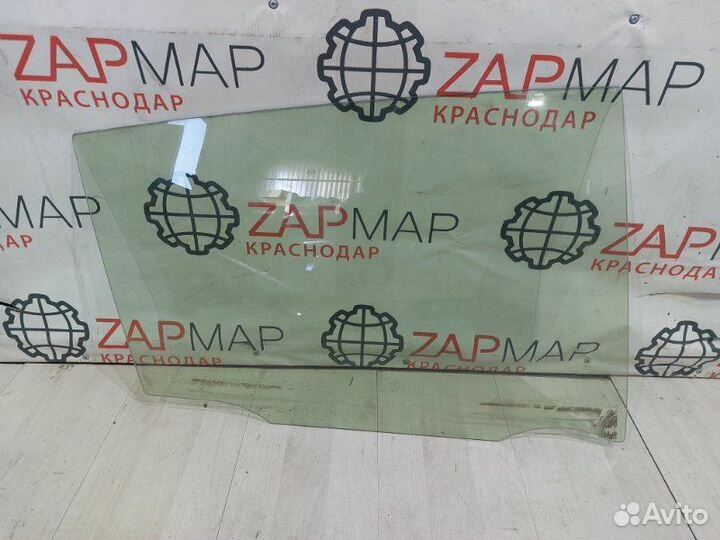 Стекло двери заднее правое Toyota Rav4 40 XA40