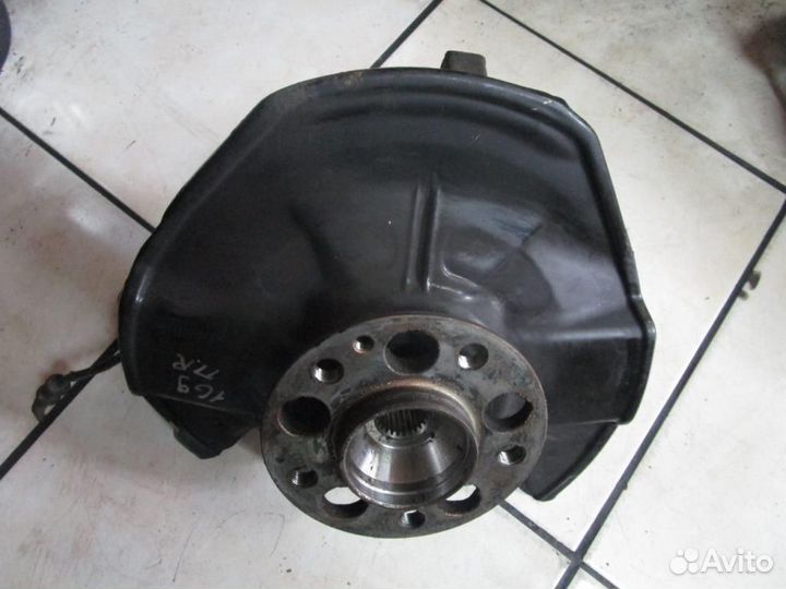 Кулак поворотный передний правый w169 A-class 2