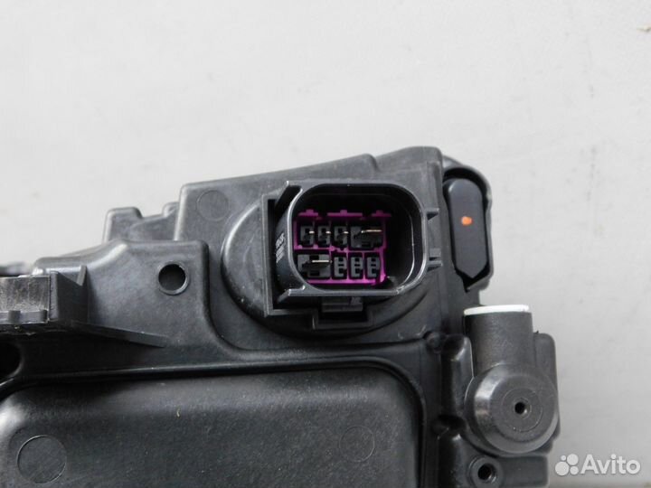 Фара правая Audi A4/RS4