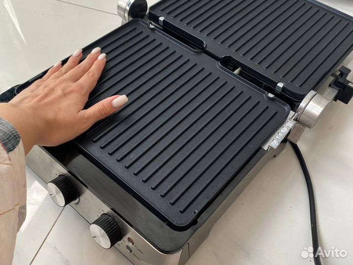 Электрический гриль новый