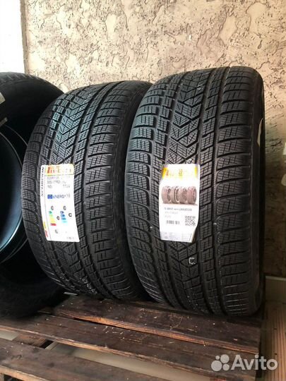 Pirelli Scorpion Winter 305/40 R20 и 275/45 R20