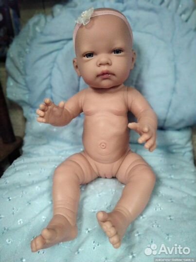 Испанская кукла-малышка,новая,45 см