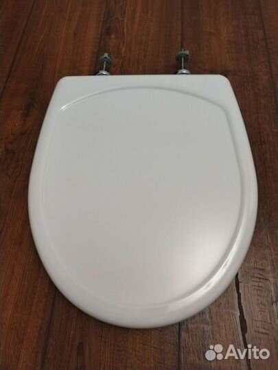 Унитаз с бачком новый