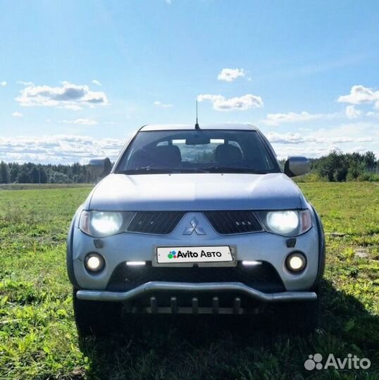 Mitsubishi L200 2.5 AT, 2007, 216 000 км