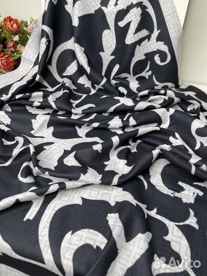 Двусторонний платок givenchy черный