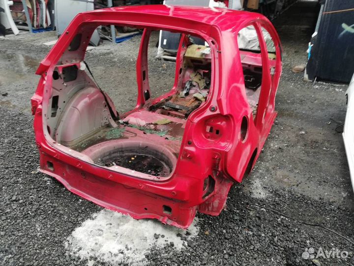 Крыло заднее правое Volkswagen Golf Plus