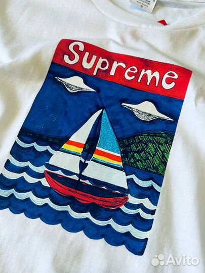 Футболки Supreme