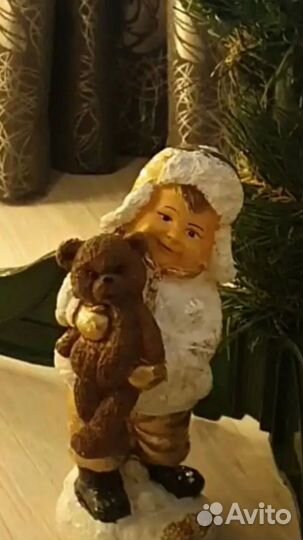 Фигурка новогодняя