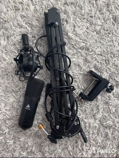 Микрофон Maono