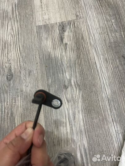 Датчик аbs передний правый