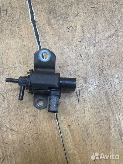 Клапан вентиляции топливного бака Ford Mondeo chbb