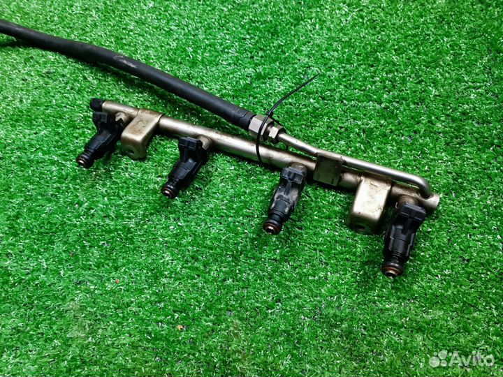 Топливная рейка Ауди А4 б6