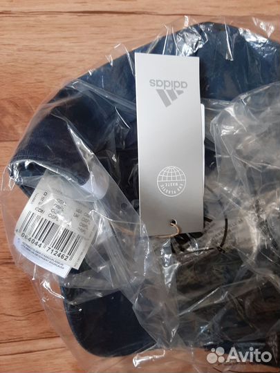 Бейсболка, кепка Adidas, оригинал, новая