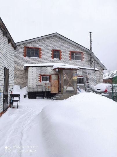 Дом 171,5 м² на участке 10 сот.