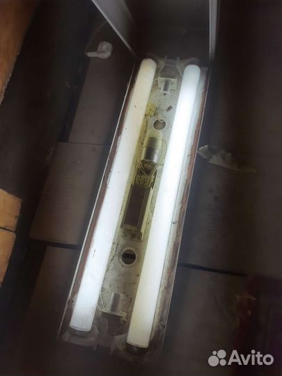 Светильник люстра лампа дневной свет